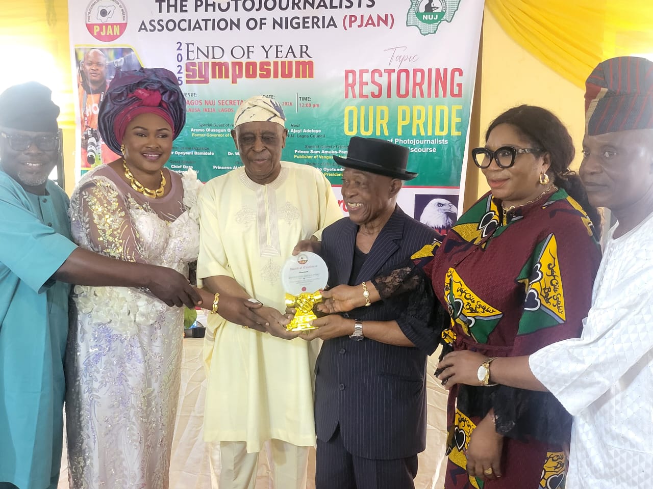 Dr.(Mrs)Abimbola Oyetunde, NUJ Deputy President joined by Aremo Olusegun 0soba, former Governor...