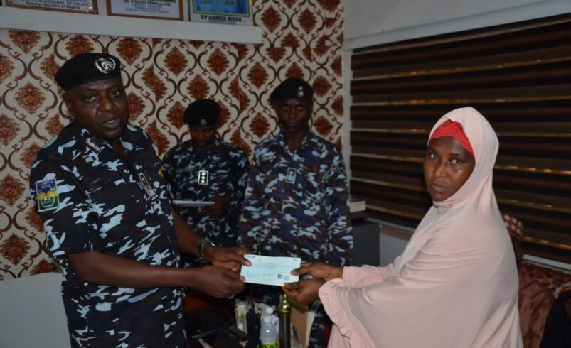 Sokoto Police Command presentes N29,638,584.78 cheques to families of 10 died police officers