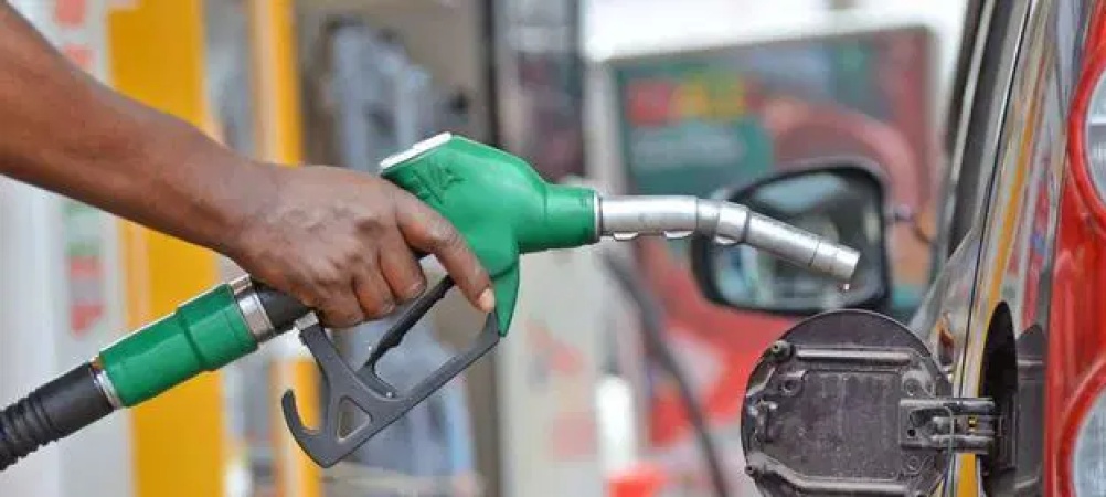 Petrol sells for N1,000 per litre in Uyo as marketers shut down retail outlets